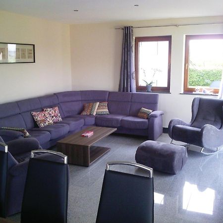 Spacious Mansion In Feuerscheid With Garden Luaran gambar